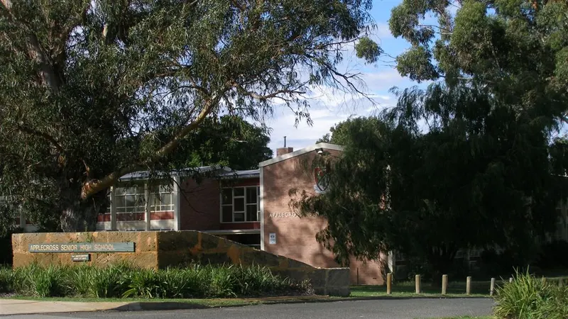 Applecross Senior High School