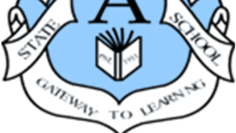Aratula State School