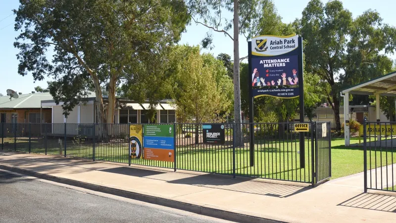 Ariah Park Central School