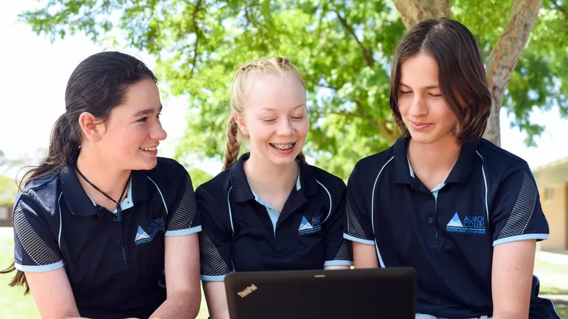 Aurora College