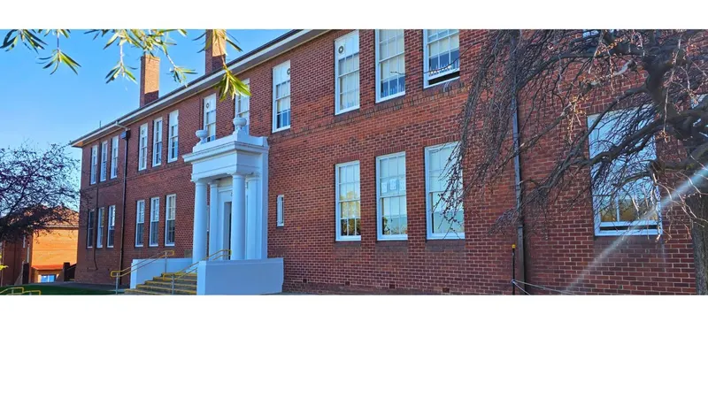 Bathurst Public School