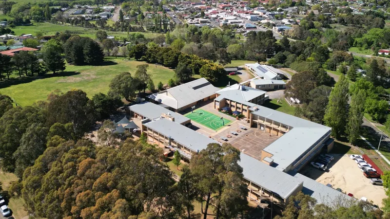 Crookwell High School