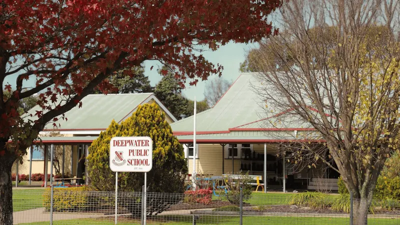 Deepwater Public School