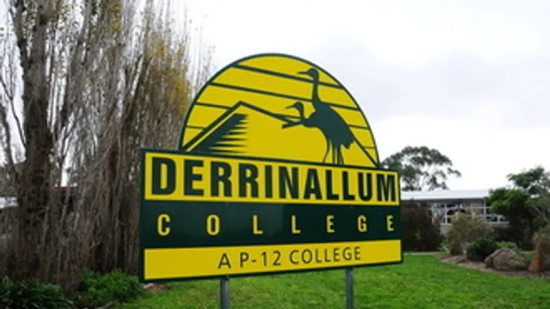 Derrinallum P-12 College
