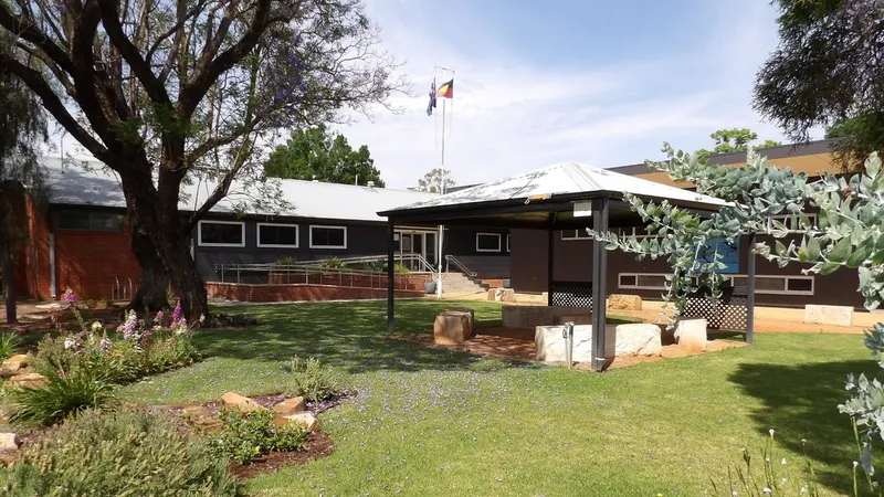Dubbo West Public School
