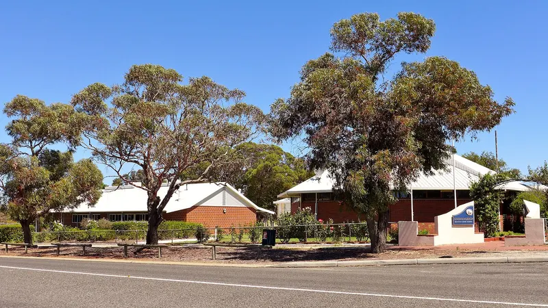 Gnowangerup District High School