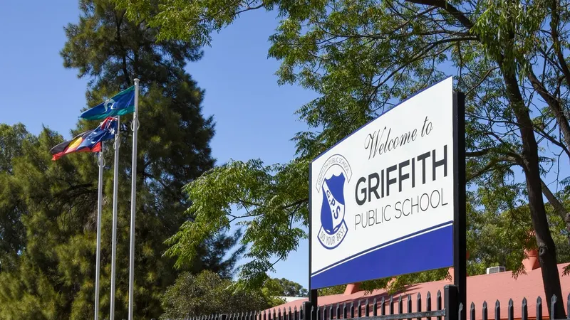 Griffith Public School