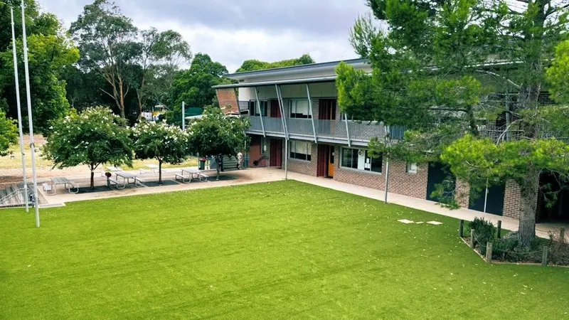Harcourt Public School