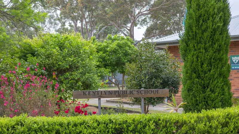 Kentlyn Public School