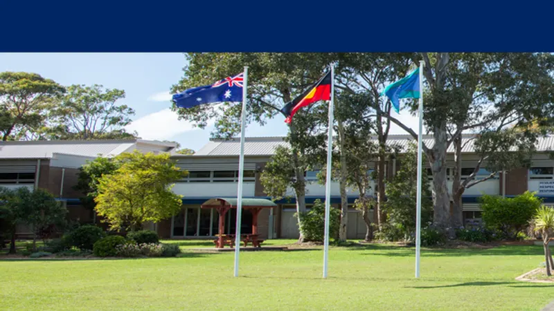 Lake Illawarra High School