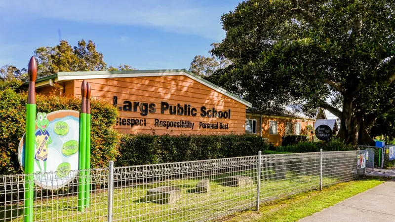 Largs Public School