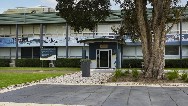 Moruya High School