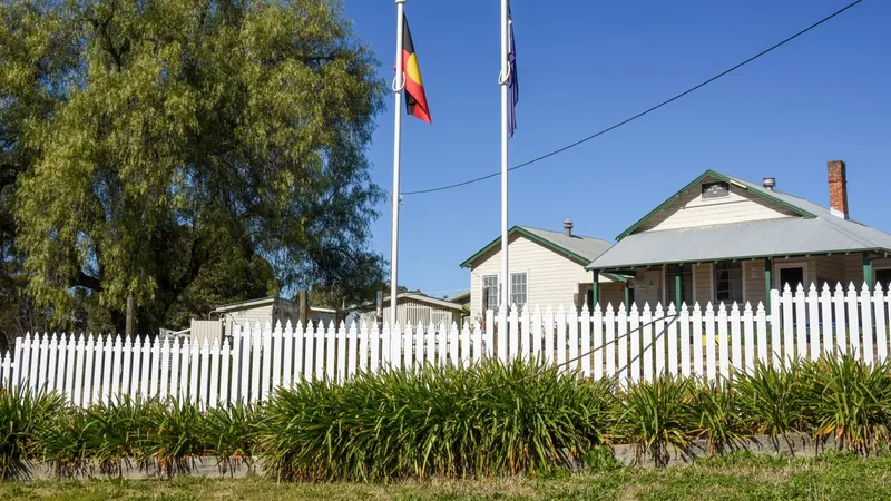Mumbil Public School