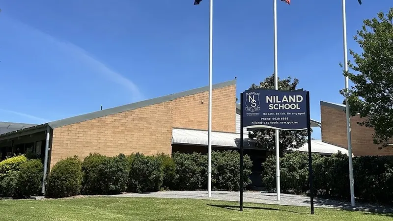 Niland School