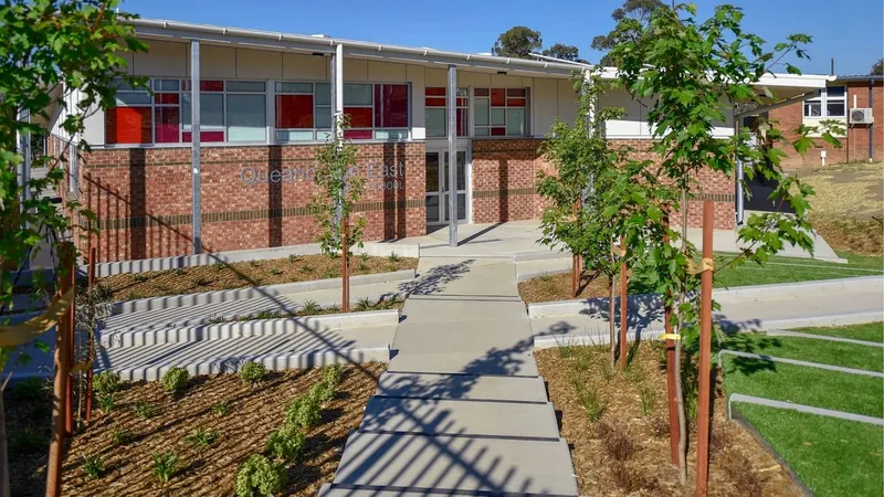 Queanbeyan East Public School