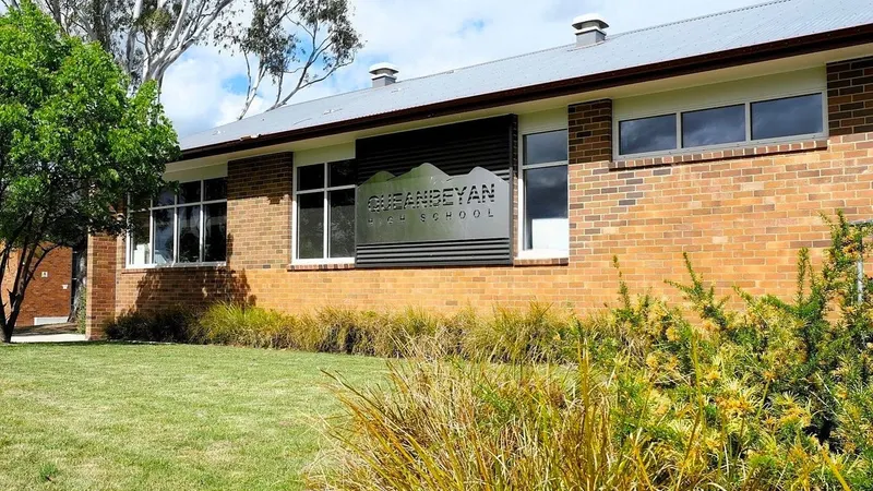 Queanbeyan High School