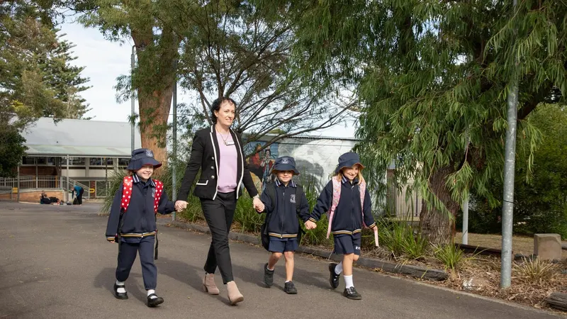 Redhead Public School