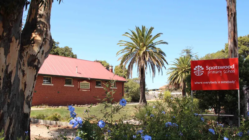 Spotswood Primary School