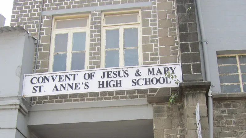St Anne's School