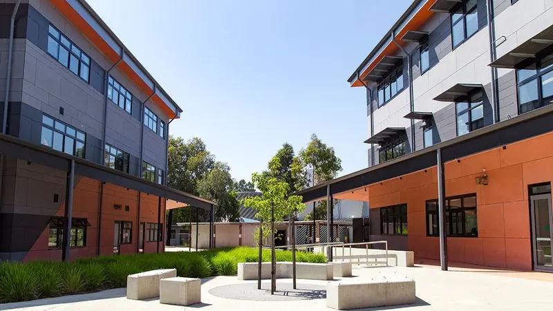 Strathmore Secondary College