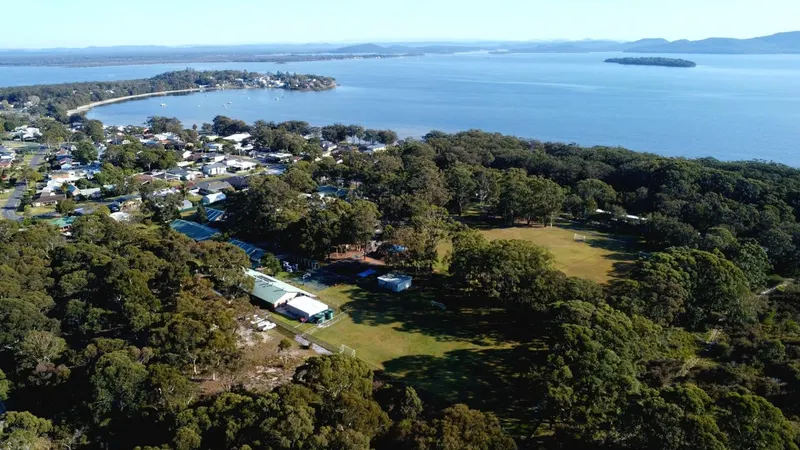 Tanilba Bay Public School