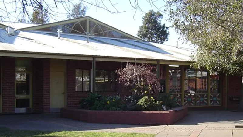 Taylors Lakes Primary School