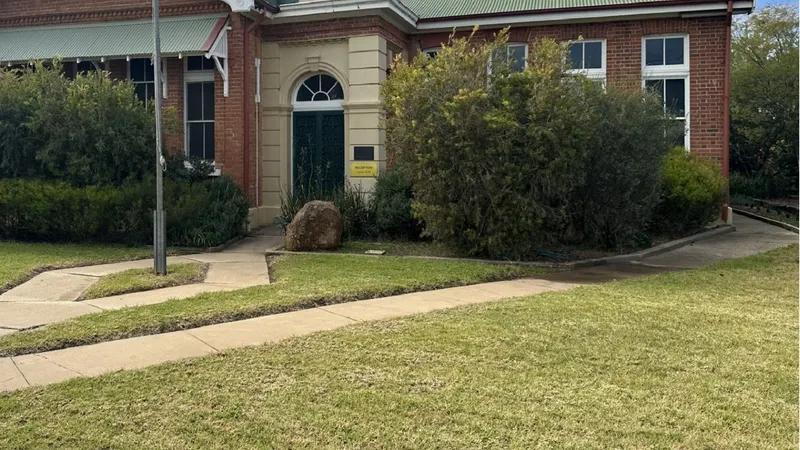 Urana Public School