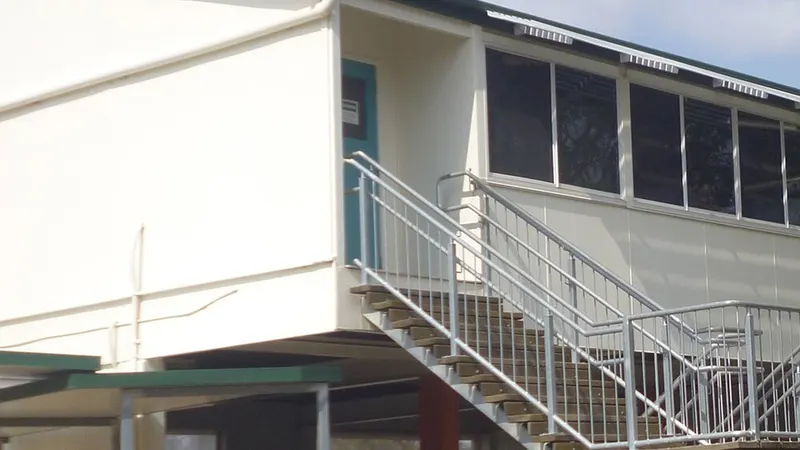 Warra State School