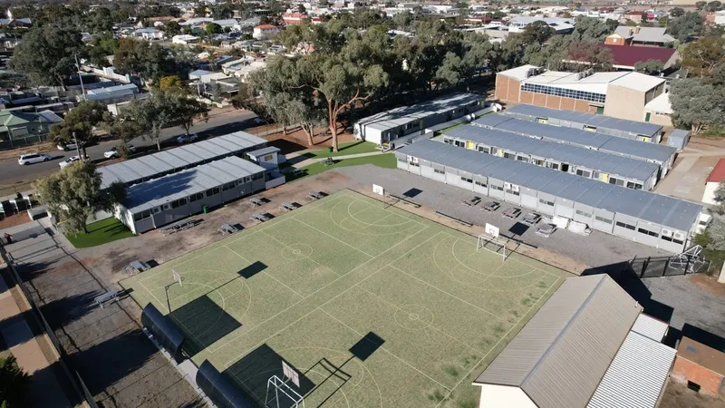 Willyama High School